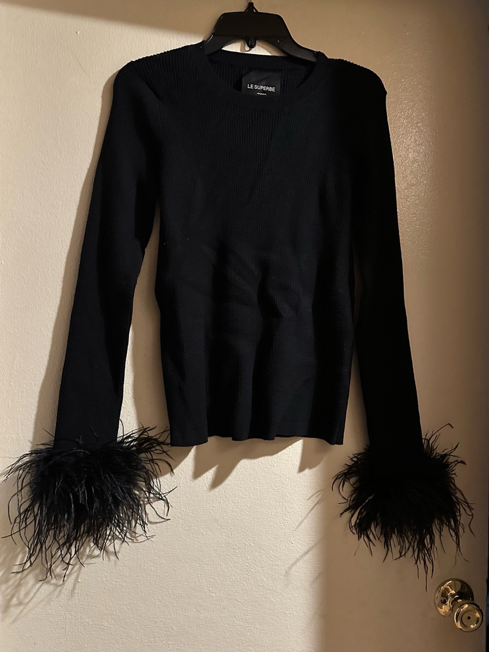 Le Superbe Black Feather-Cuff Ribbed Sweater
